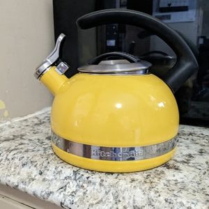 KitchenAid 2qt Whistling Kettle